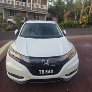 Honda vezel hybrid 2015